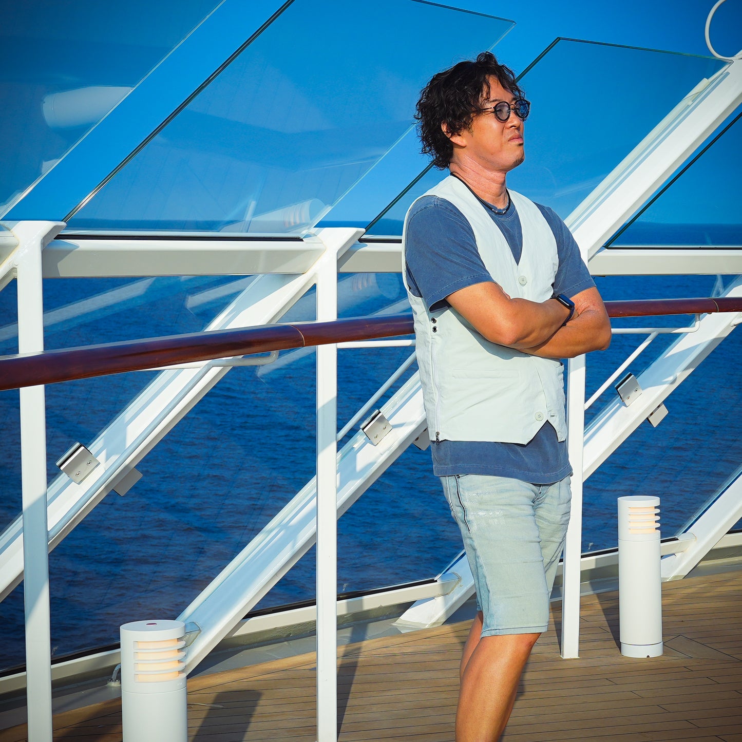 【送料無料】着るリュック。Air【旅行をもっと自由に。安全に。快適に】男女兼用　※夏におすすめ　重ね着すればオールシーズン対応できます